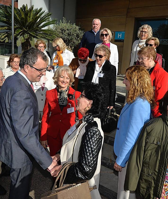 Imagen secundaria 2 - Convivencia de las candidatas a reina de la Federación de Mayores de Murcia