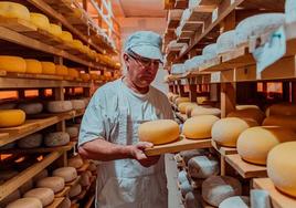 Un productor de queso.