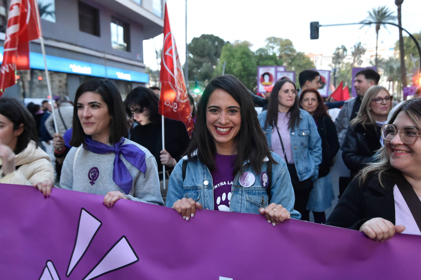 La manifestación del 8M en Murcia, en imágenes