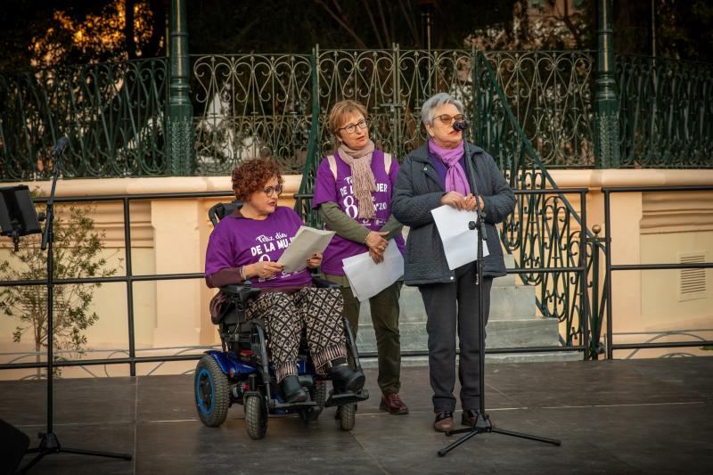 Las imágenes de la marcha del 8-M en Orihuela