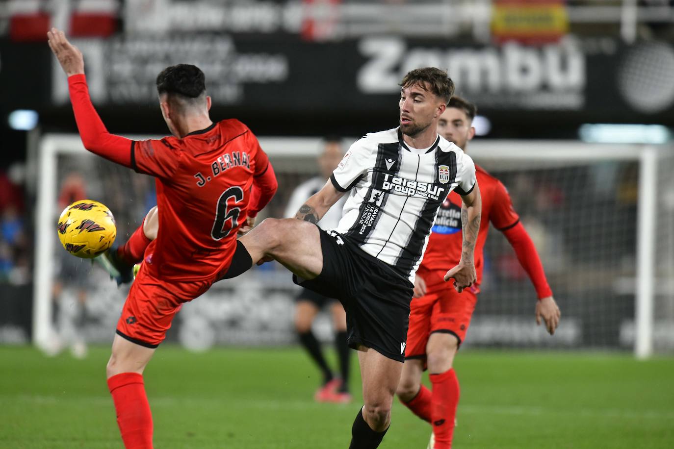 La victoria del Cartagena frente al Racing Ferrol, en imágenes