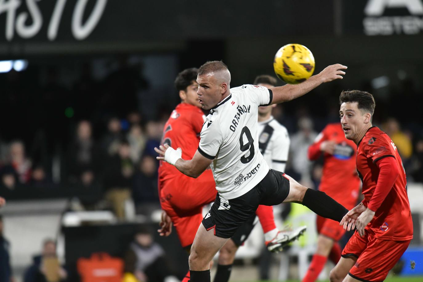 La victoria del Cartagena frente al Racing Ferrol, en imágenes