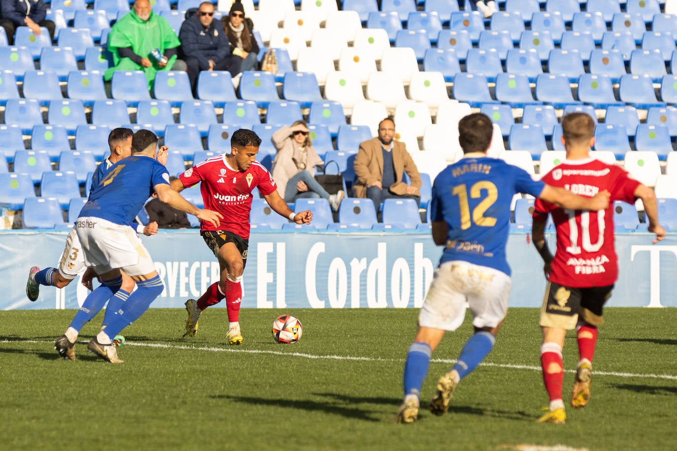 La derrota del Real Murcia frente al Linares Deportivo, en imágenes