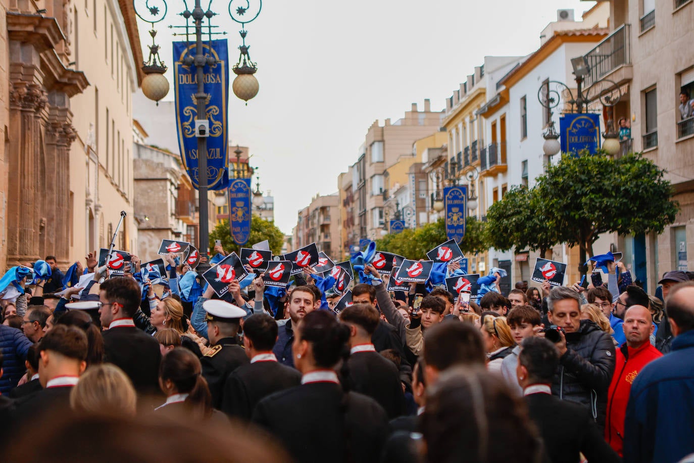Azules y blancos proclaman su participación en las procesiones de Lorca