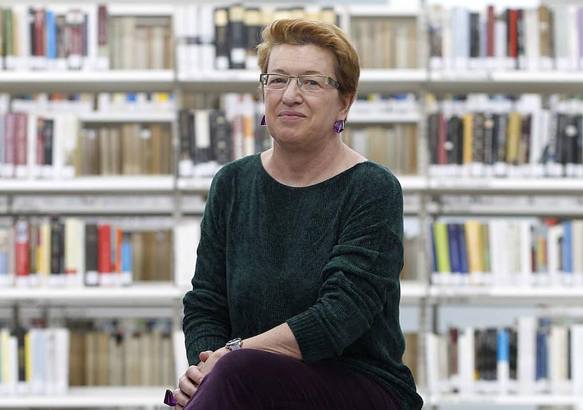 La escritora Laura Freixas, durante una anterior visita a Murcia, donde hoy presentará su nuevo libro.