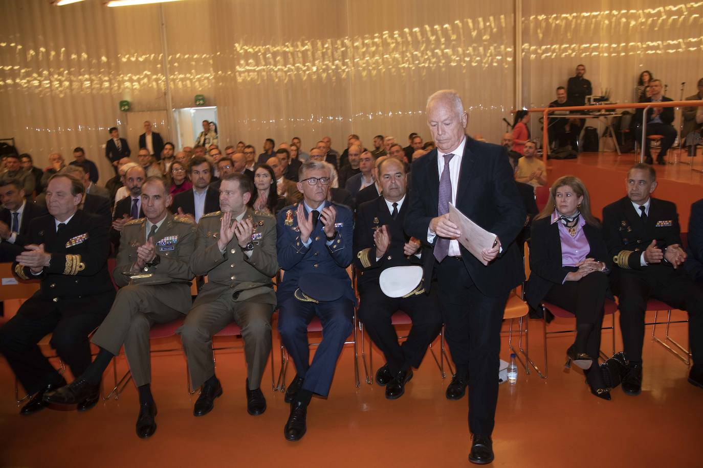 La inauguración del Aula de Seguridad y Fuerzas Armadas, en imágenes