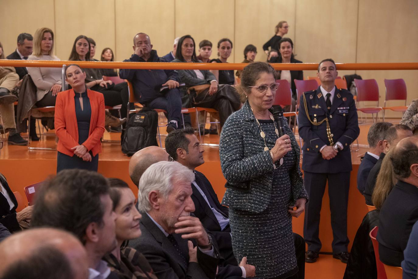 La inauguración del Aula de Seguridad y Fuerzas Armadas, en imágenes