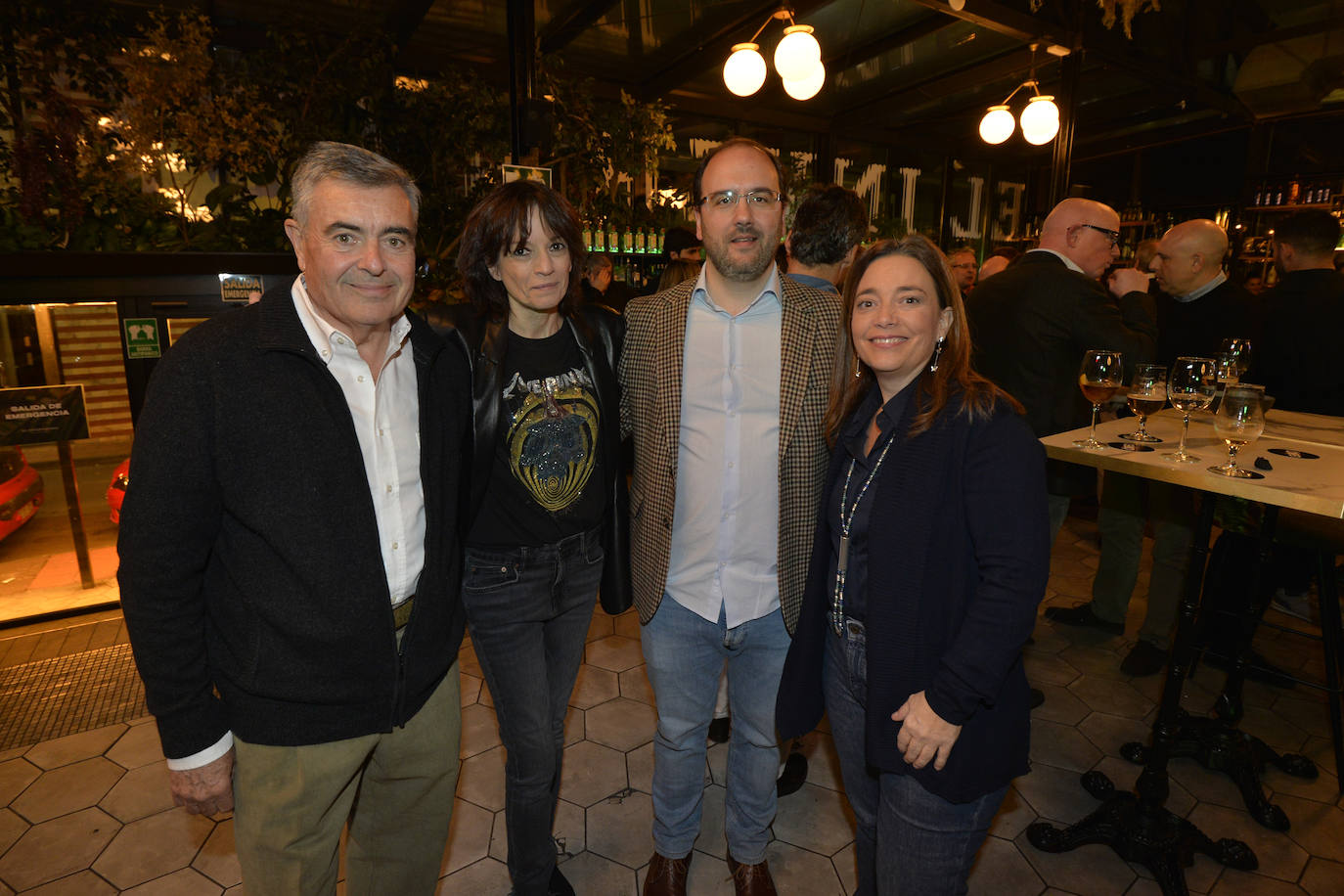 Las imágenes del cóctel de bienvenida en el Mercado de Correos de Murcia