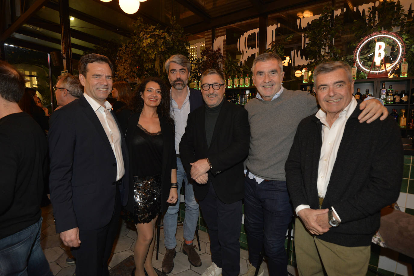 Las imágenes del cóctel de bienvenida en el Mercado de Correos de Murcia