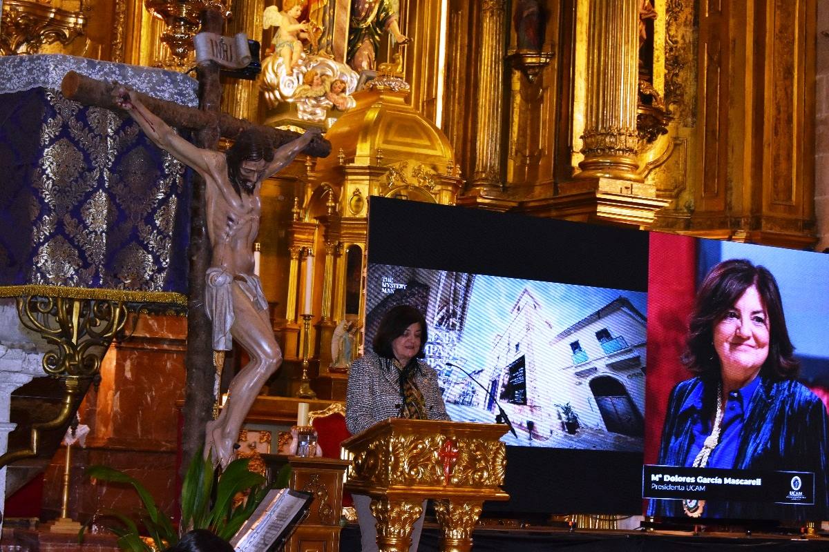 La Compañía abre sus puertas a «The Mystery Man»