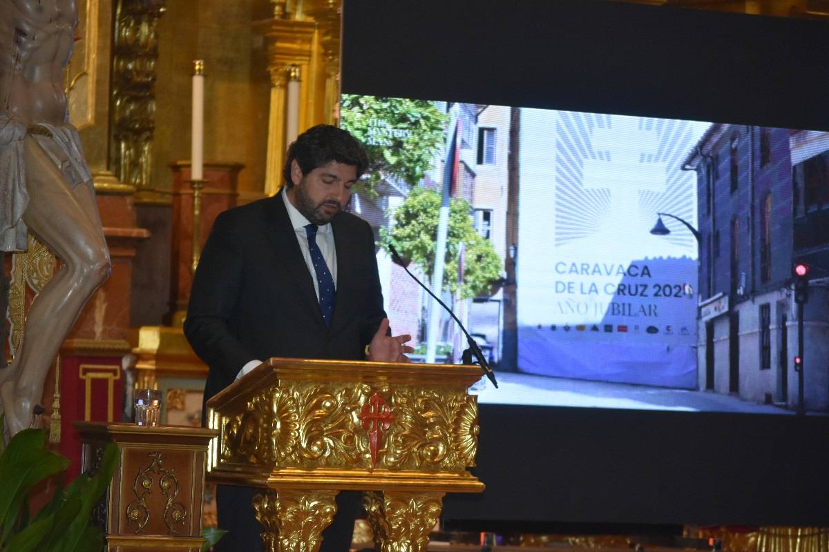 La Compañía abre sus puertas a «The Mystery Man»