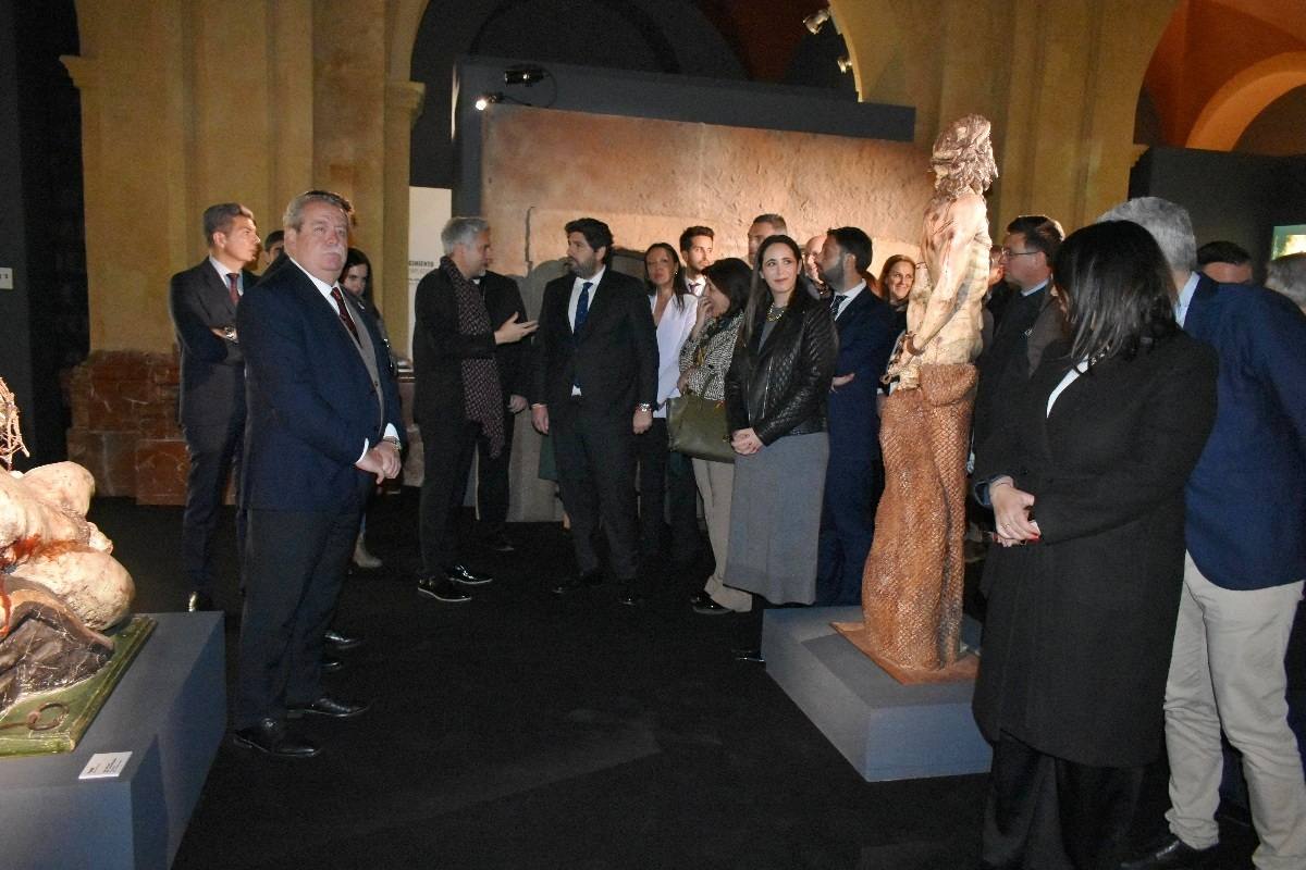 La Compañía abre sus puertas a «The Mystery Man»