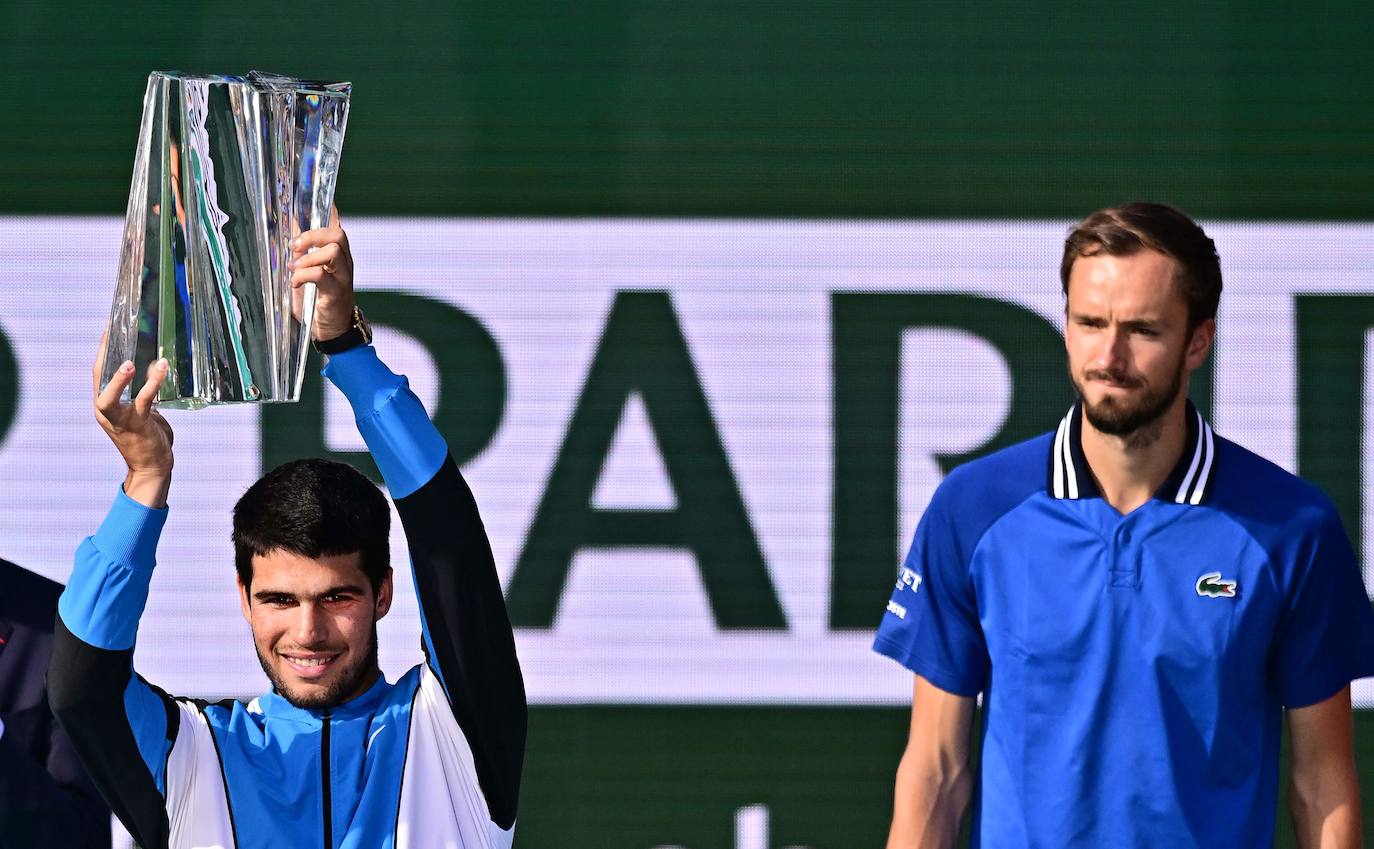 Las imágenes de la final de Indian Wells entre Carlos Alcaraz y Daniil Medvedev