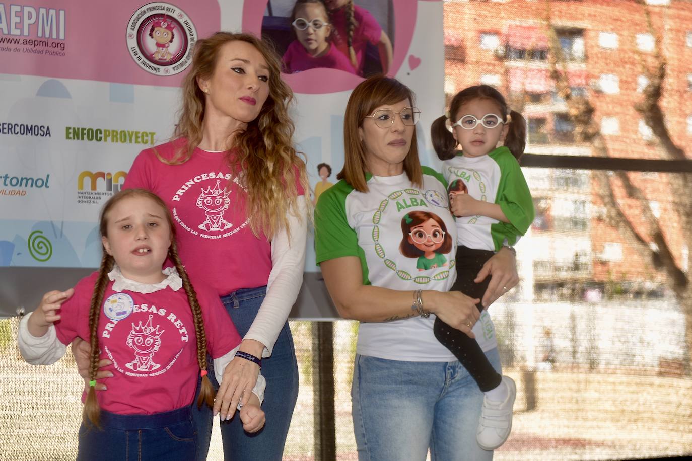 &#039;Paseo solidario&#039; para apoyar a dos niñas con enfermedades raras