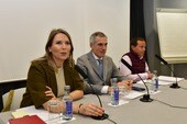 Natalia Corbalán, González Varas y Pedro Fernández, en rueda de prensa.