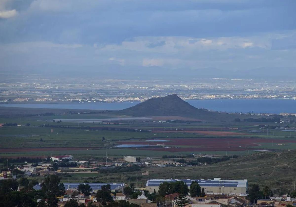 Vista del Mar Menor desde la Sierra Minera de Cartagena-La Unión.