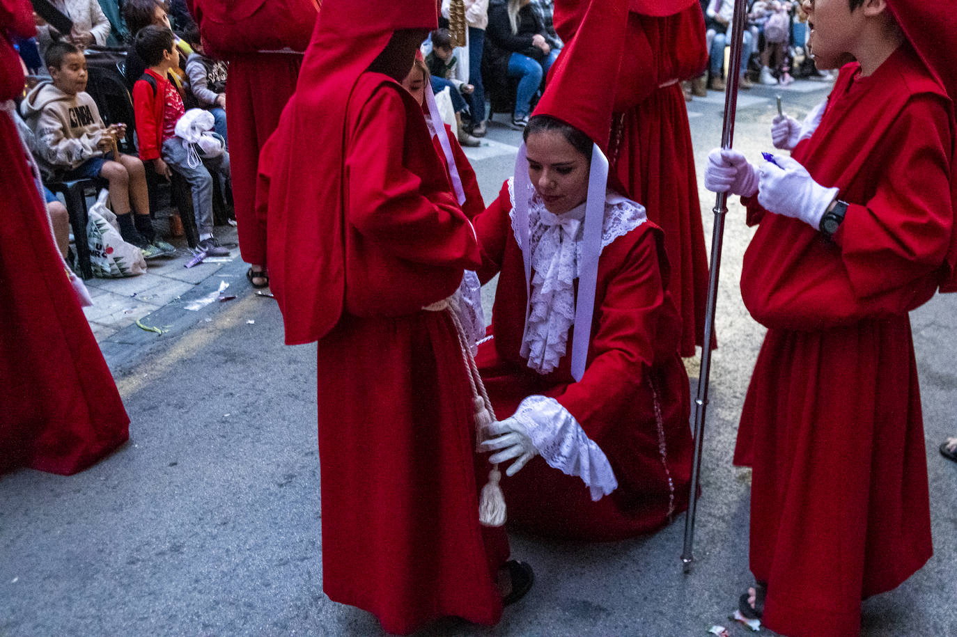 La procesión de la Caridad del Sábado de Pasión de Murcia, en imágenes