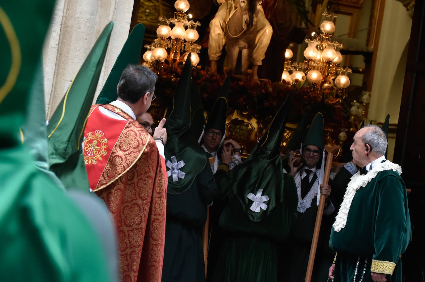 Suspendida la procesión del Cristo de la Esperanza en Murcia por la lluvia