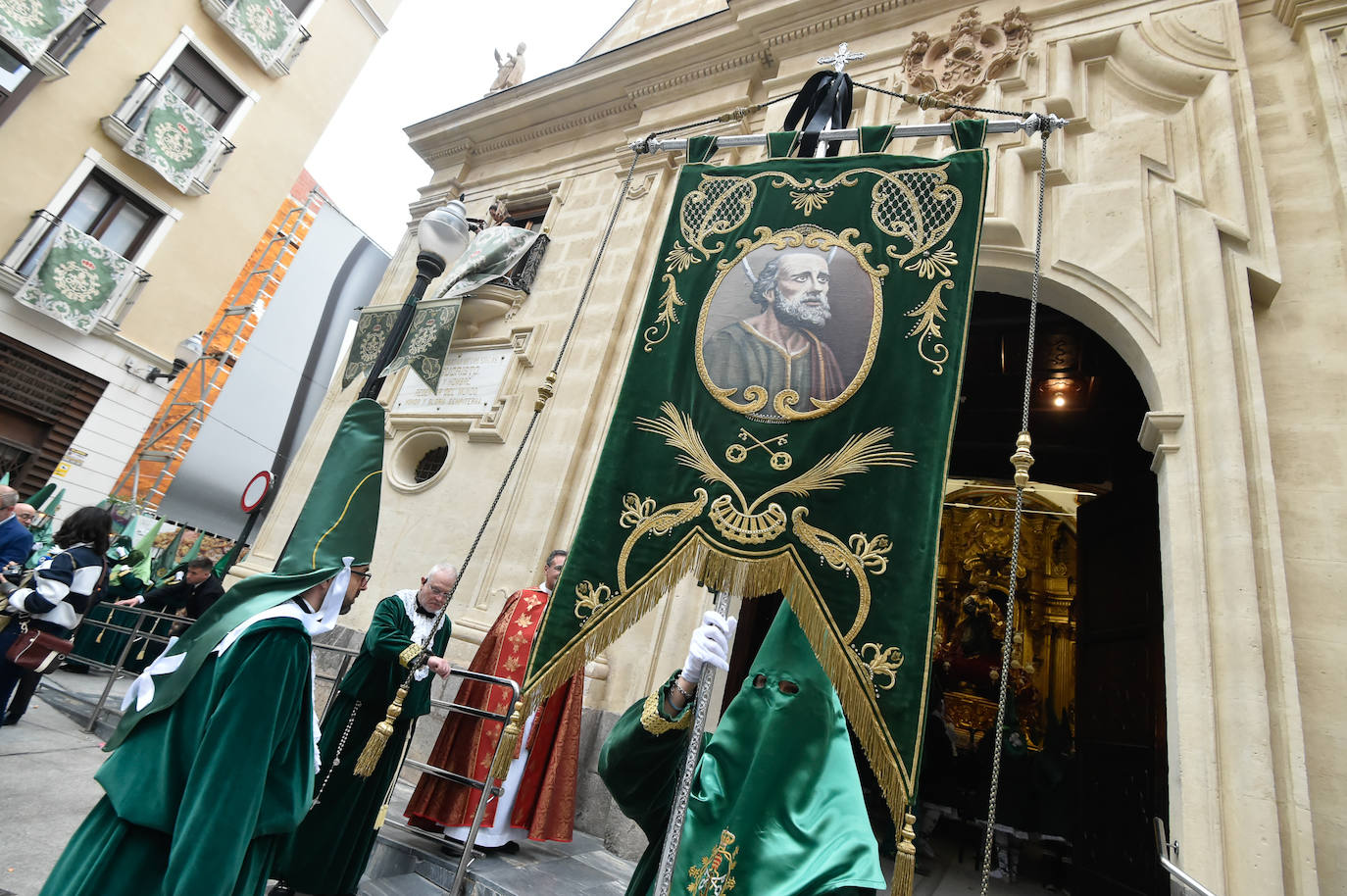 Suspendida la procesión del Cristo de la Esperanza en Murcia por la lluvia