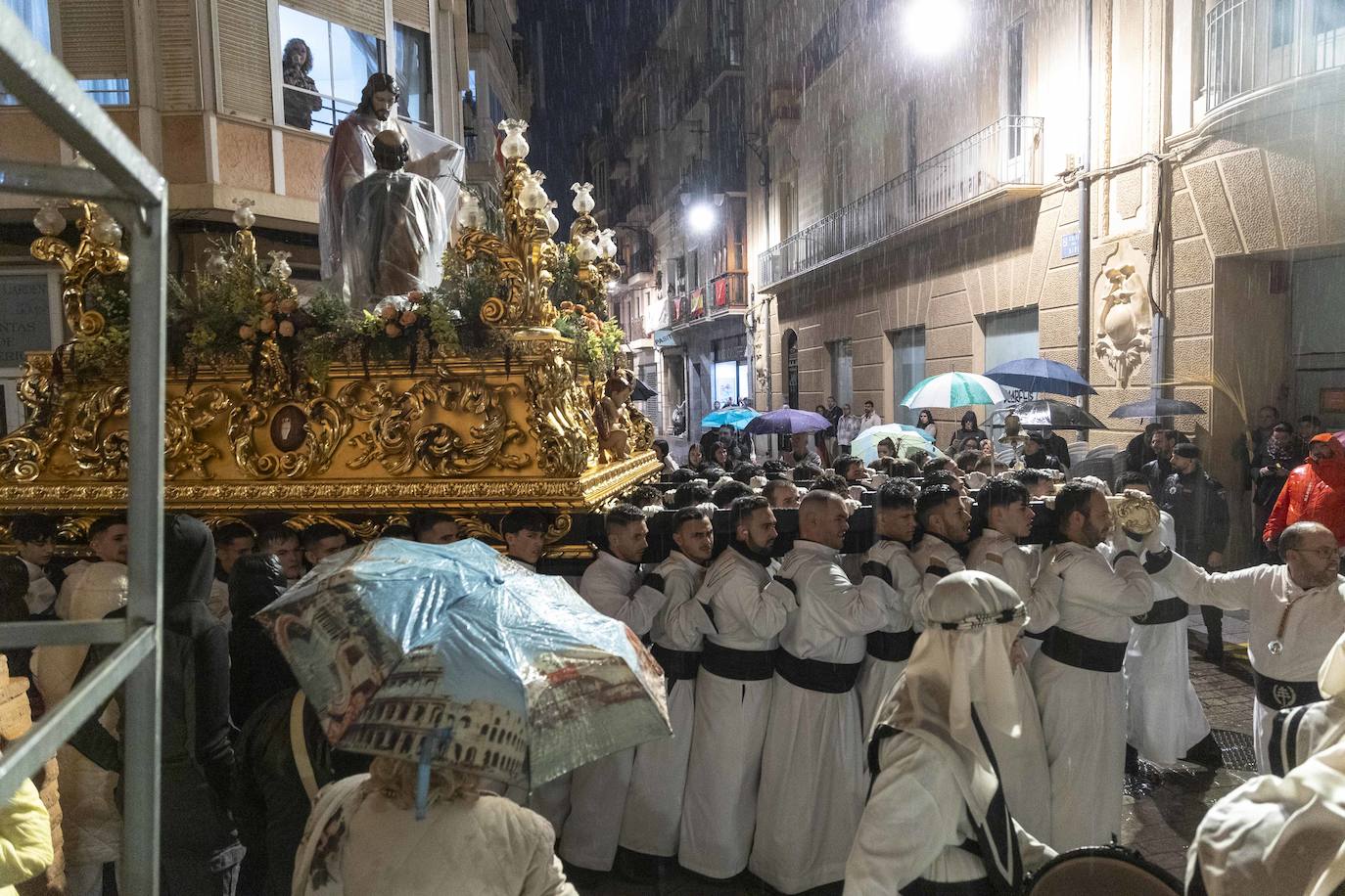 La lluvia obliga a suspender la procesión de La Burrica en Cartagena
