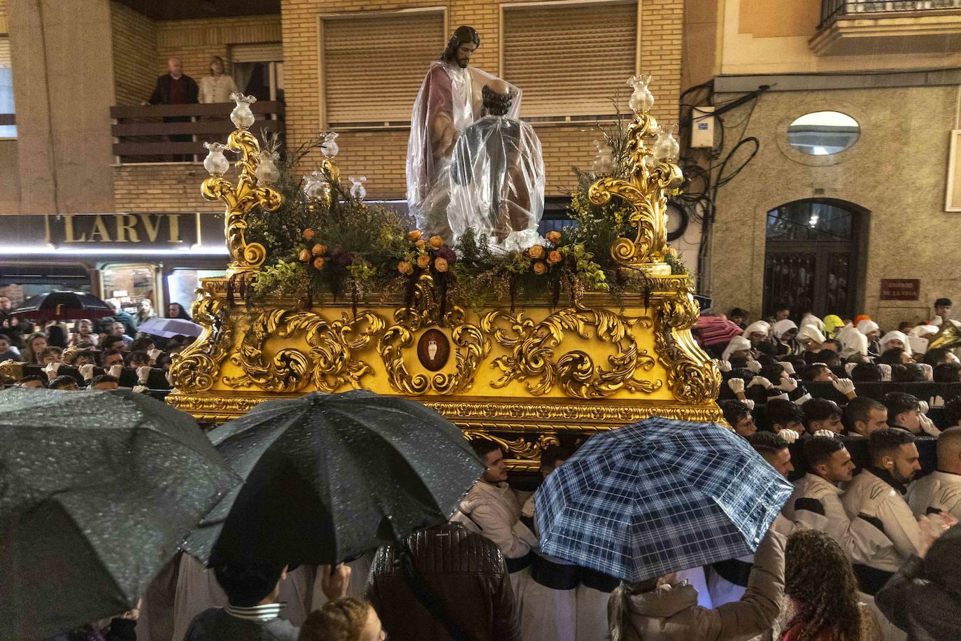 La lluvia obliga a suspender la procesión de La Burrica en Cartagena