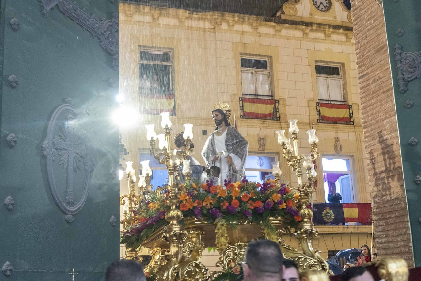La lluvia obliga a suspender la procesión de La Burrica en Cartagena