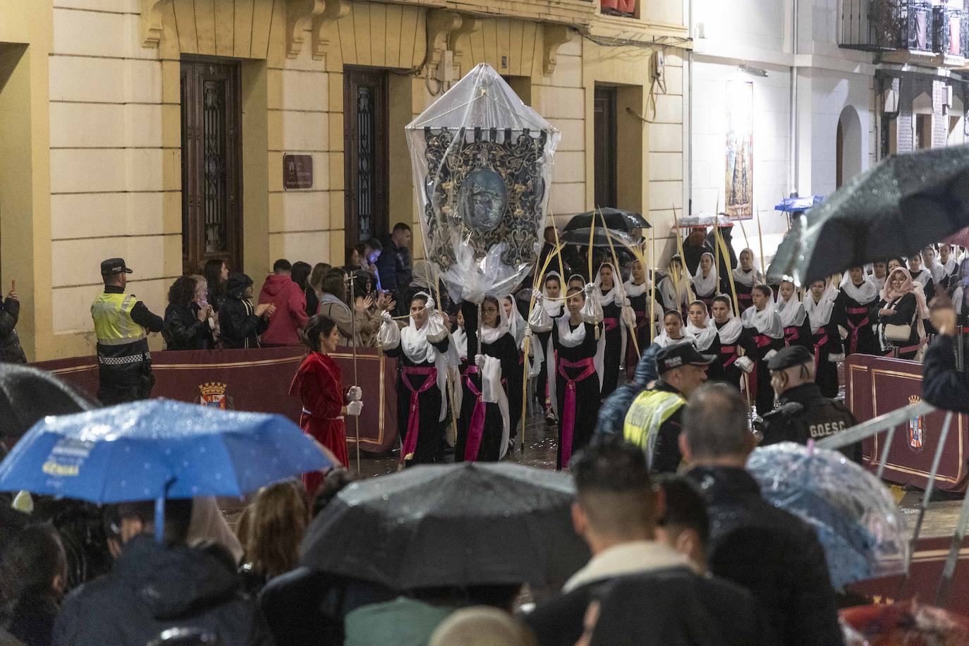 La lluvia obliga a suspender la procesión de La Burrica en Cartagena