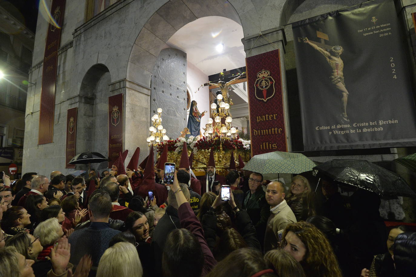 La amenaza de lluvia suspende la Procesión del Perdón en Murcia