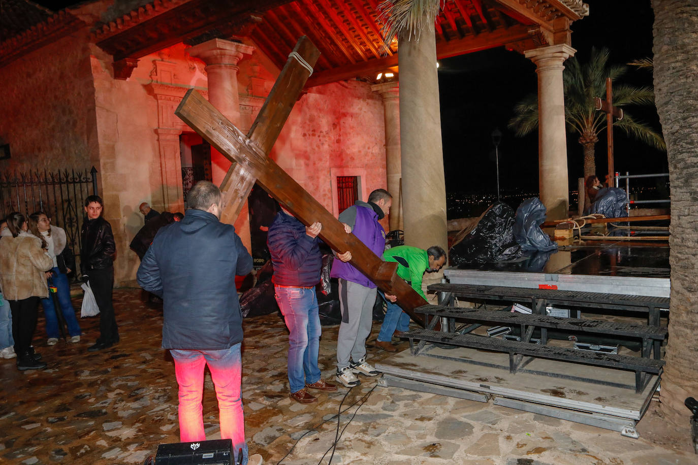 La lluvia obliga a suspender el vía crucis viviente de Lorca