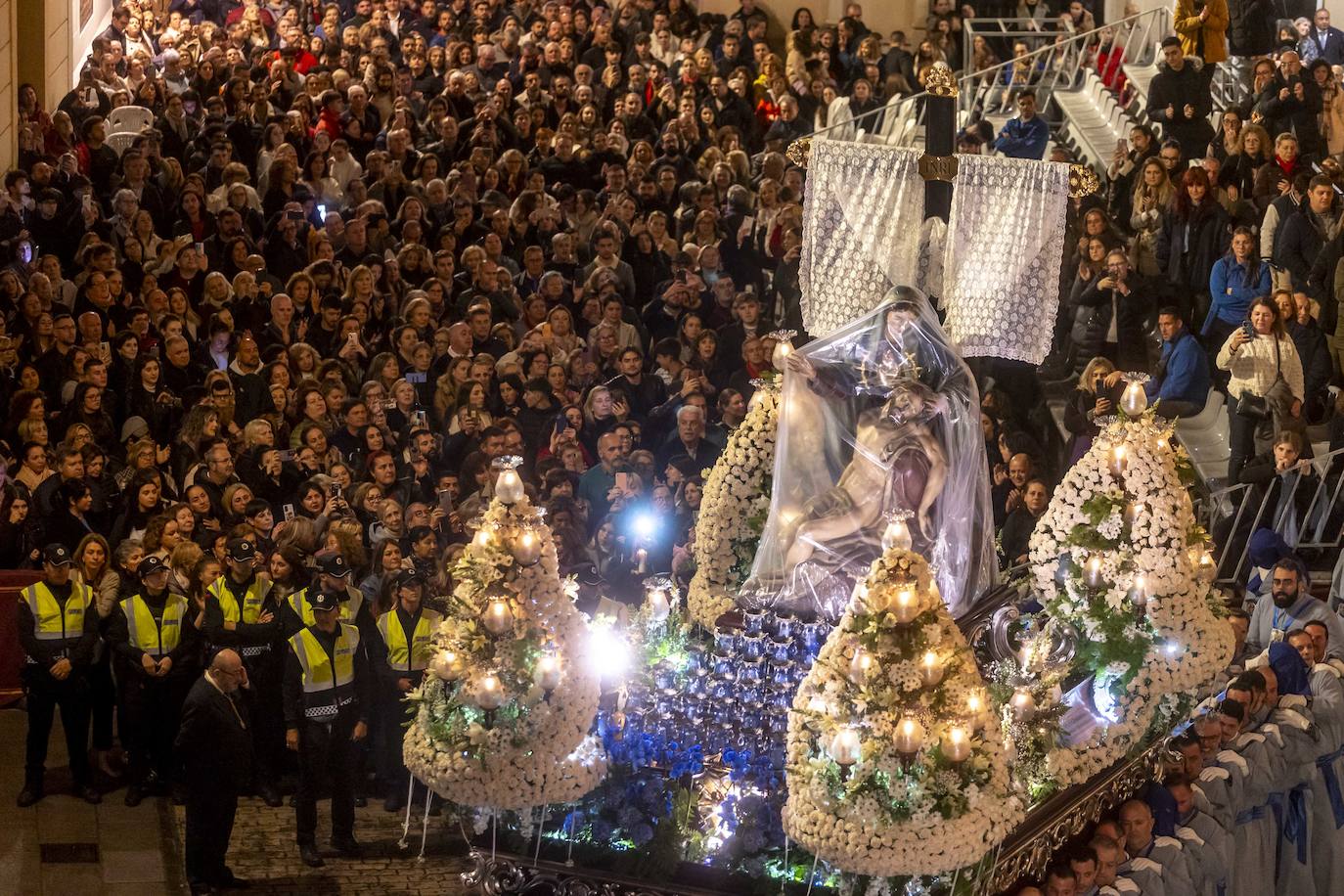 Las imágenes de la procesión de las Promesas en Cartagena