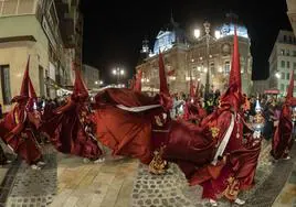 La procesión del Prendimiento de Cartagena, en imágenes