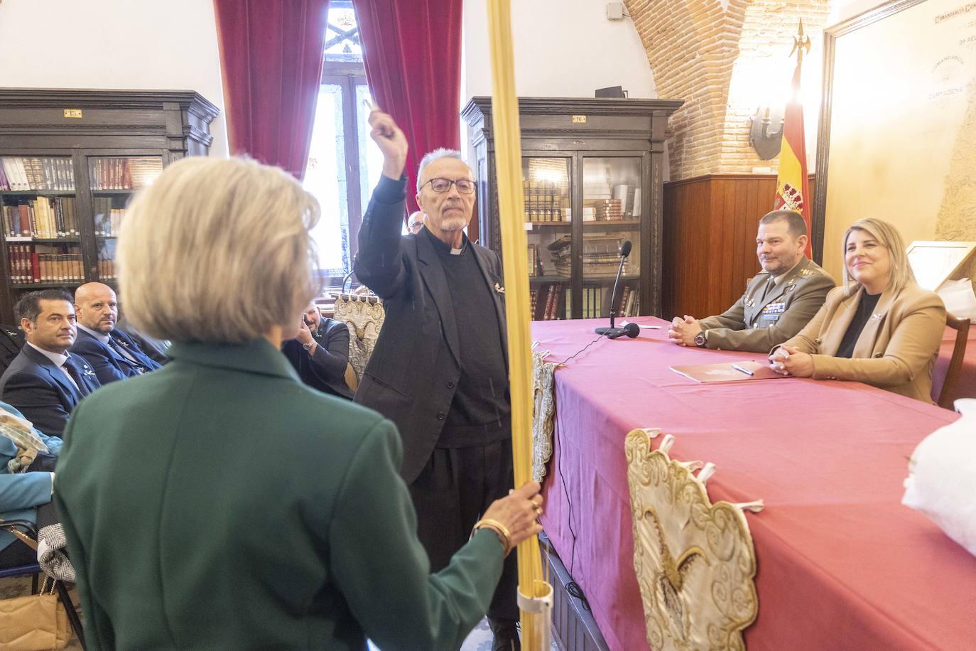 Las imágenes del homenaje de los sanjuanistas a sus protectores