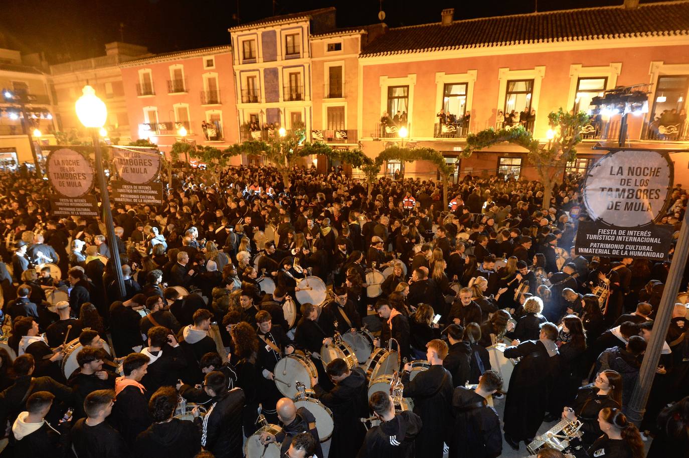 Las imágenes de La Noche de los Tambores en Mula