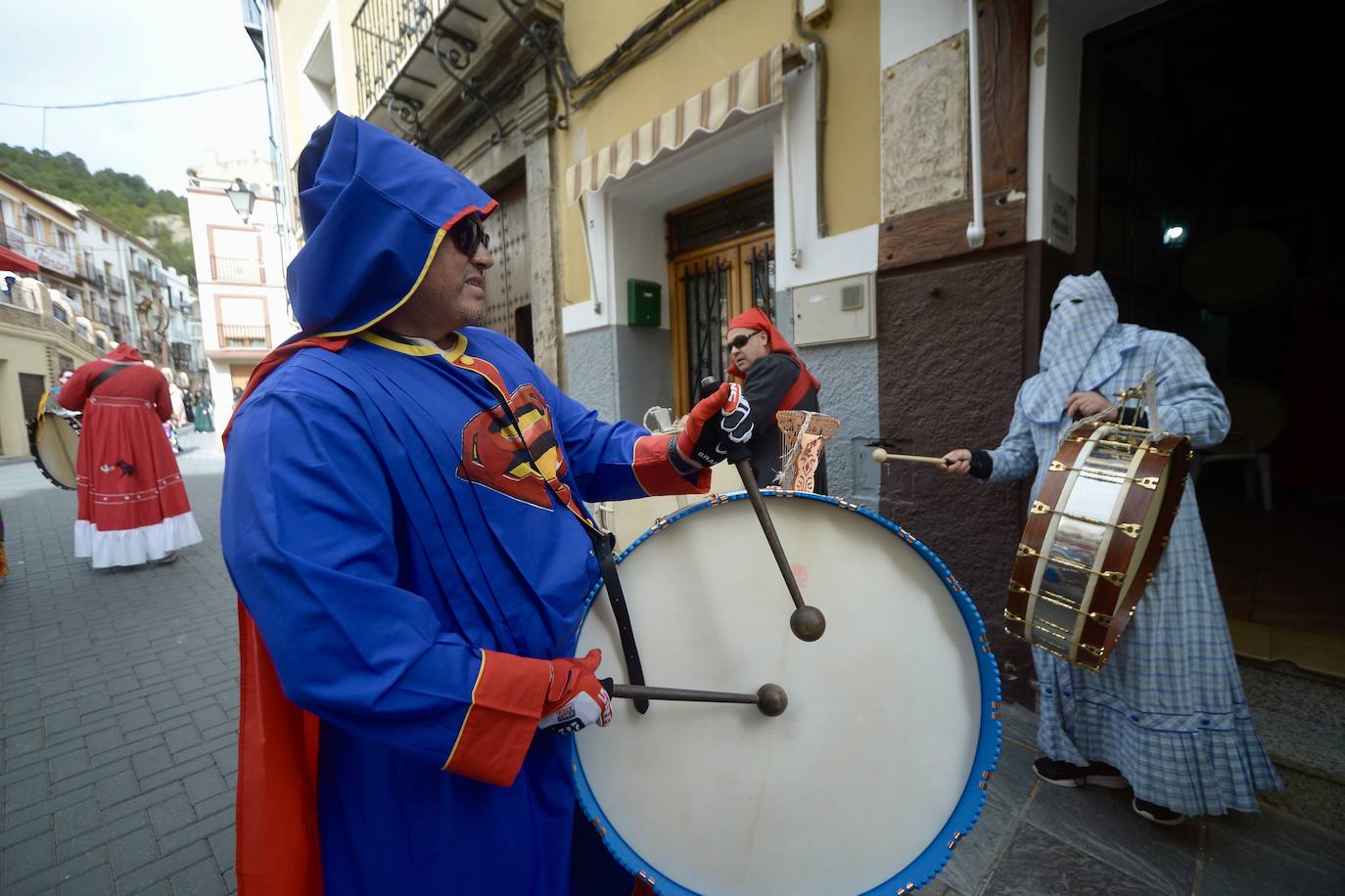 Los tambores toman las calles de Moratalla en Jueves Santo