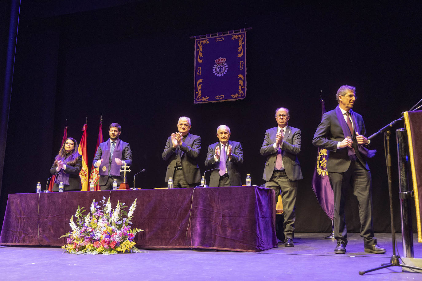Un Jueves Santo de preparativos en Cartagena