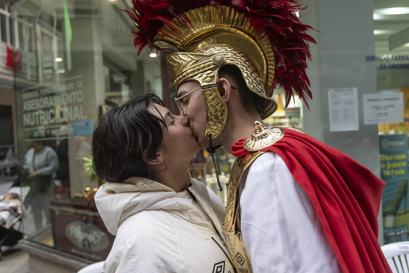 Un Jueves Santo de preparativos en Cartagena