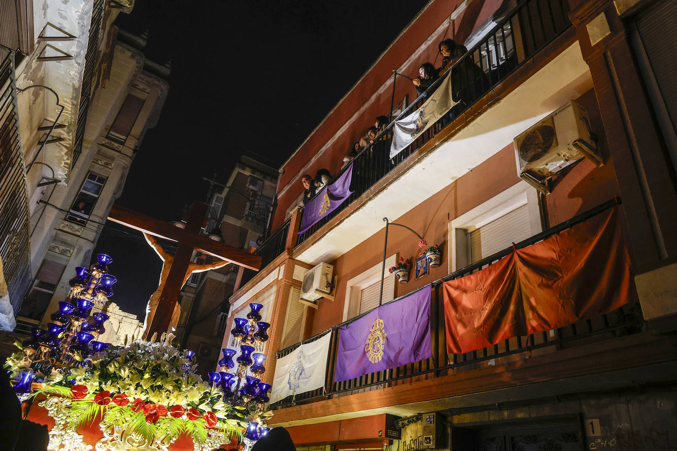 La procesión del Silencio de Cartagena, en imágenes