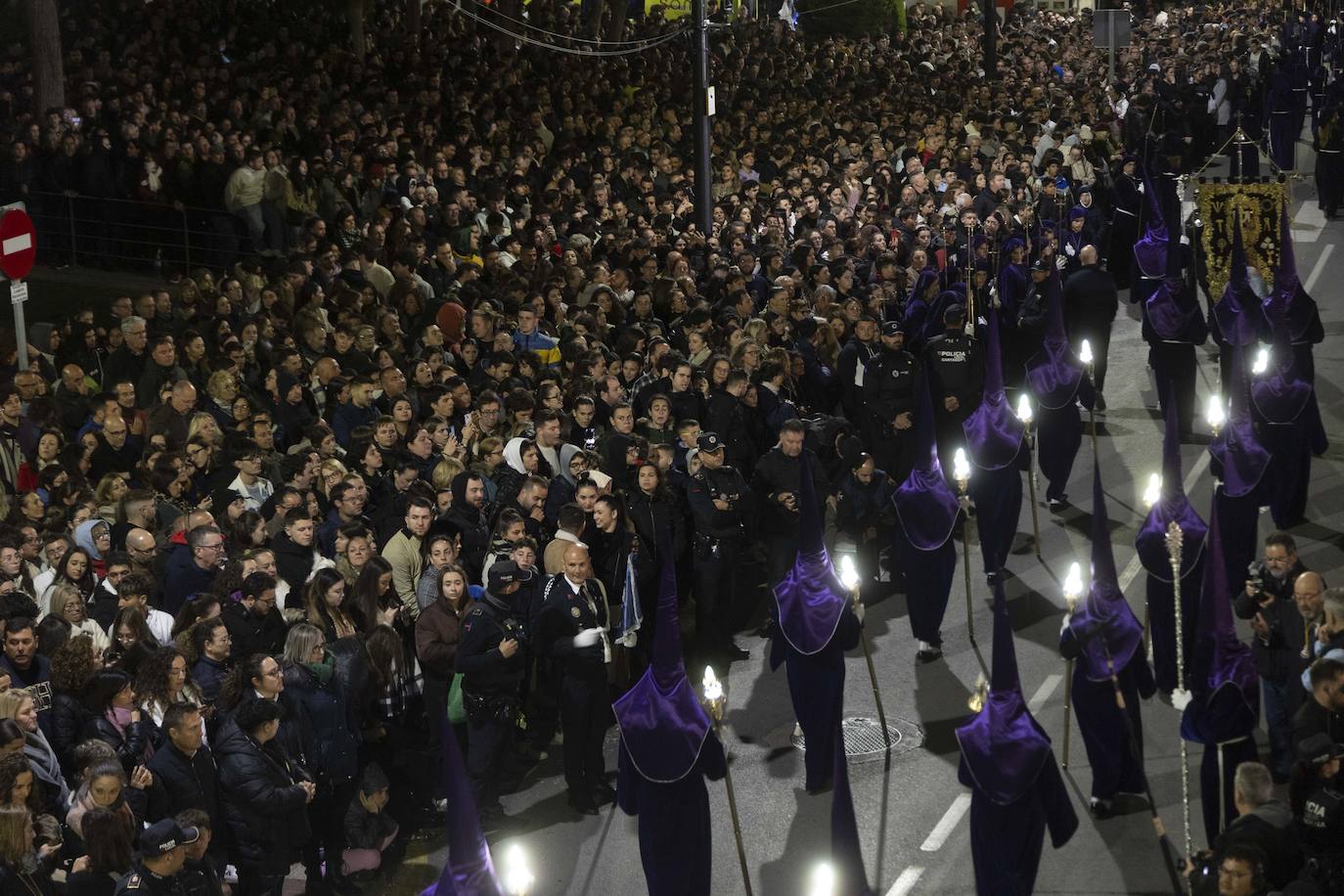 Procesión del Encuentro de Viernes Santo de Cartagena, en imágenes