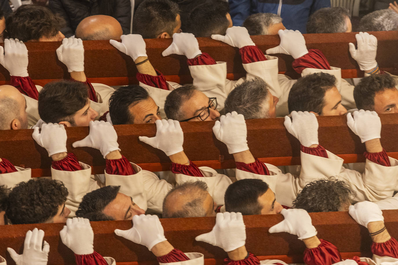 Cartagena se tiñe de luto en el Santo Entierro marrajo