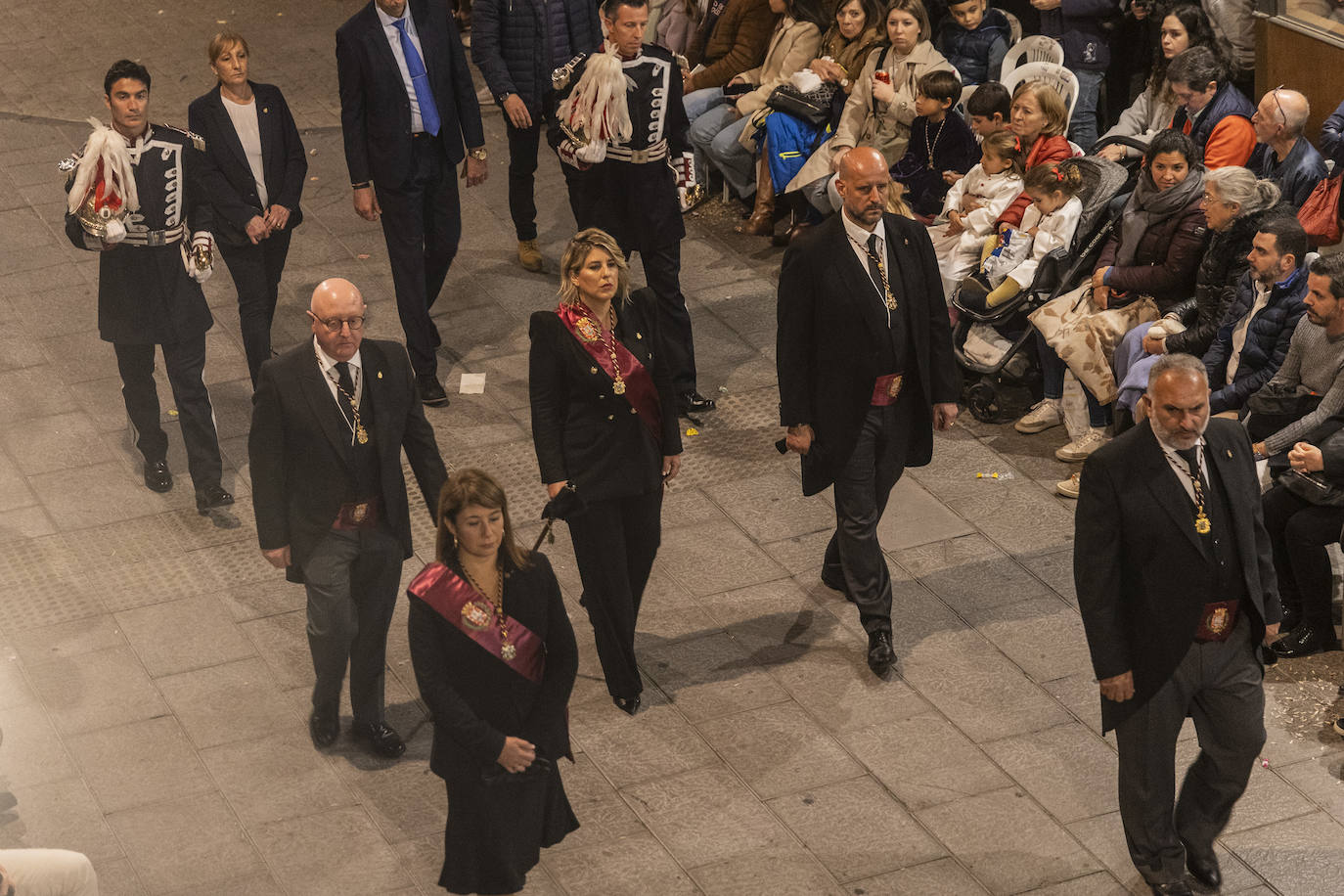 Cartagena se tiñe de luto en el Santo Entierro marrajo