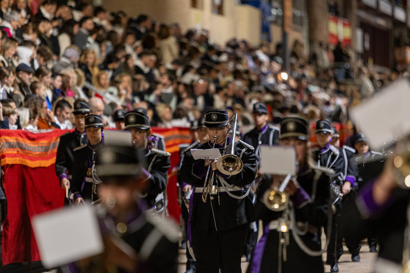 La procesión del Viernes Santo de Lorca, en imágenes