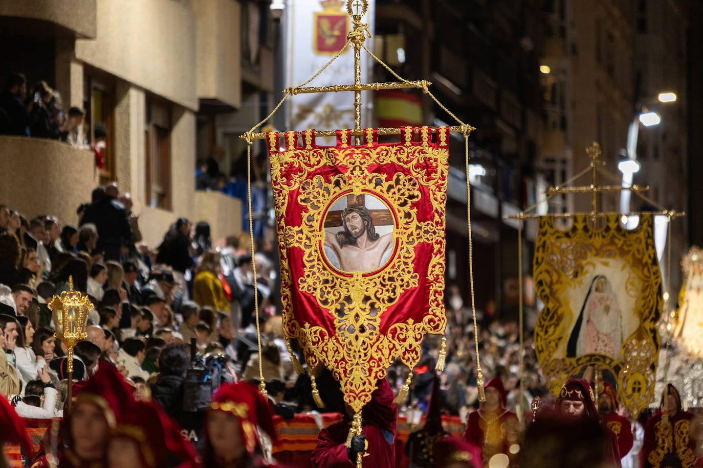 La procesión del Viernes Santo de Lorca, en imágenes