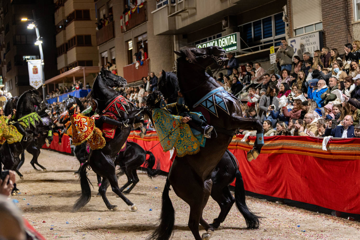 La procesión del Viernes Santo de Lorca, en imágenes