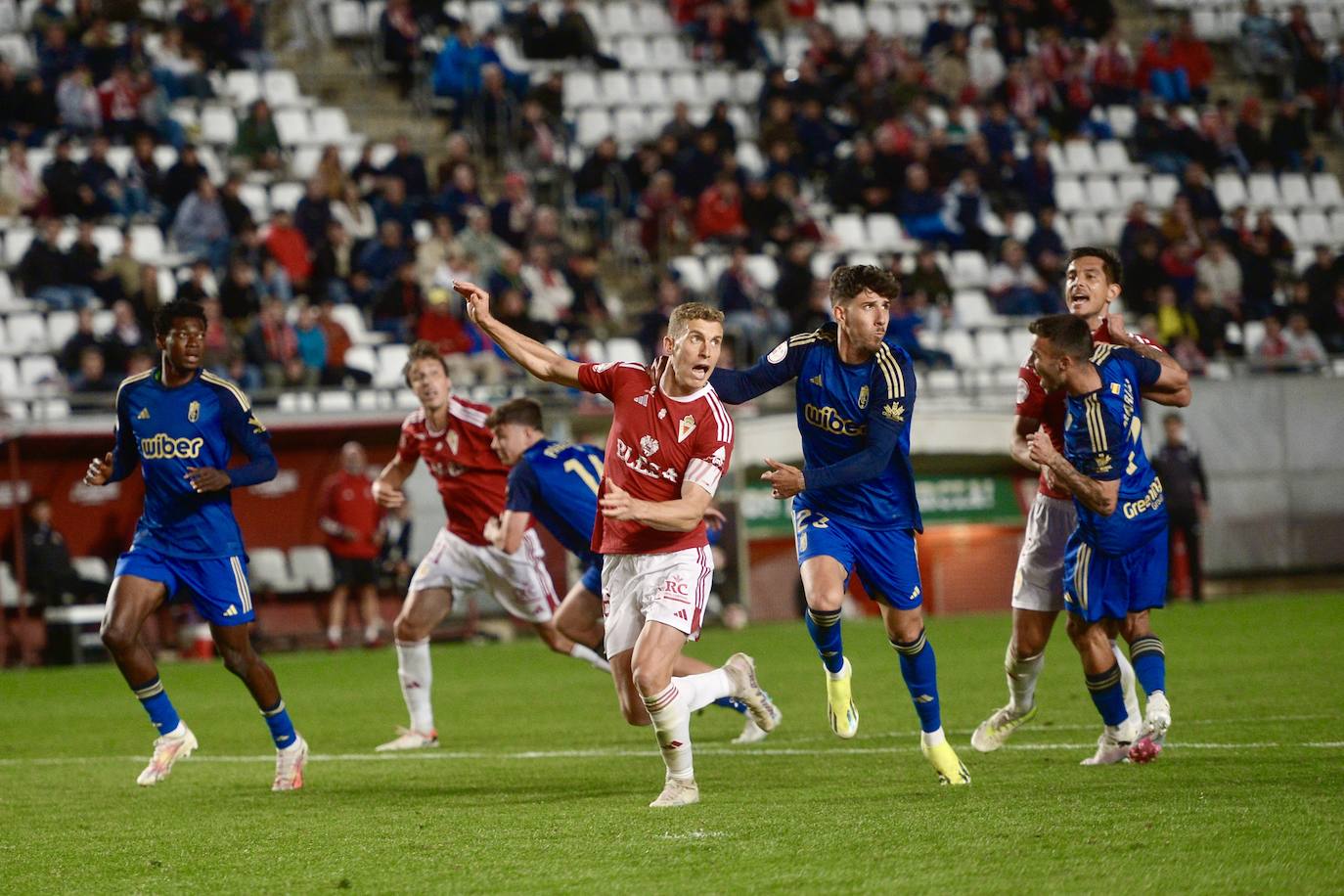 La victoria del Real Murcia frente al Recreativo Granada, en imágenes