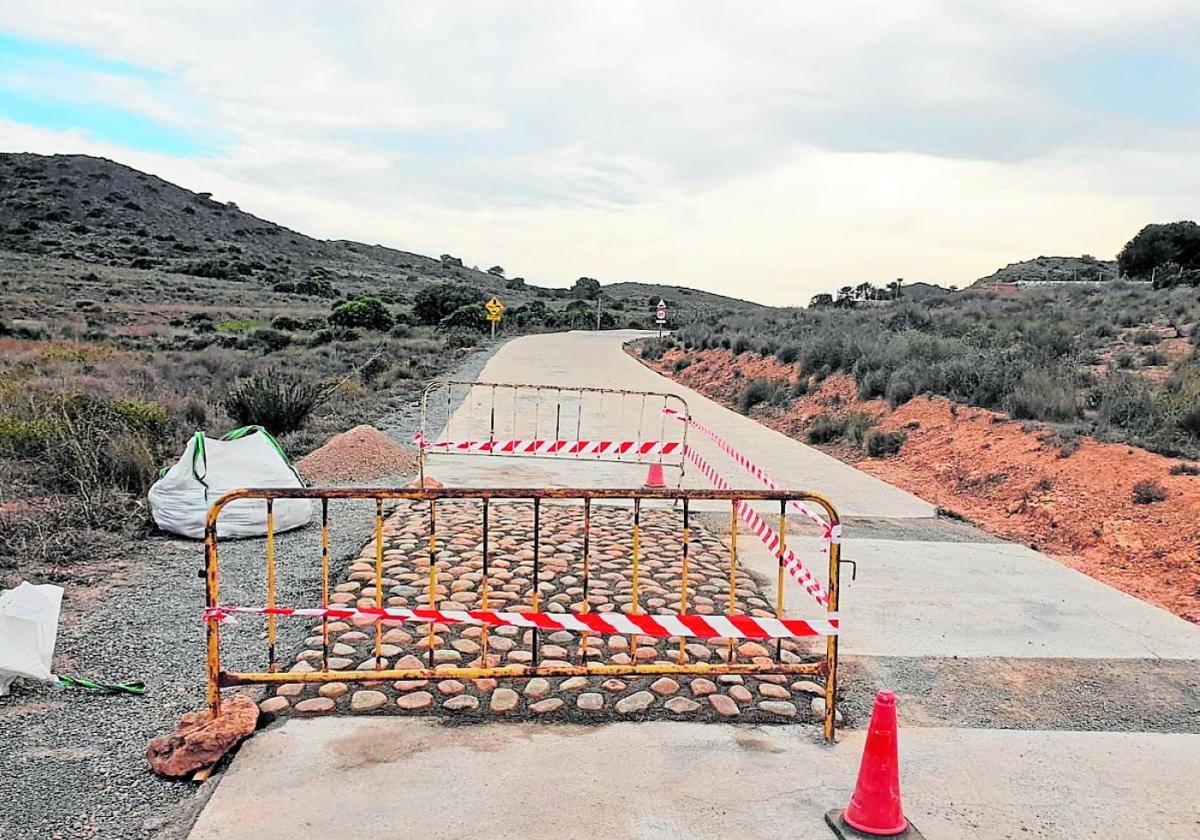 Obras en los accesos al Parque Regional de Calblanque, esta pasada semana.