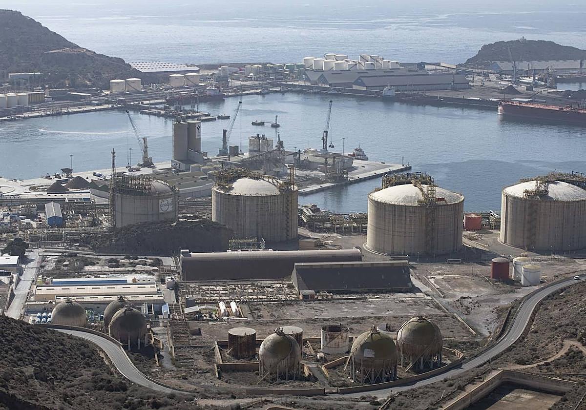 Desaladora de Escombreras en una imagen de archivo.