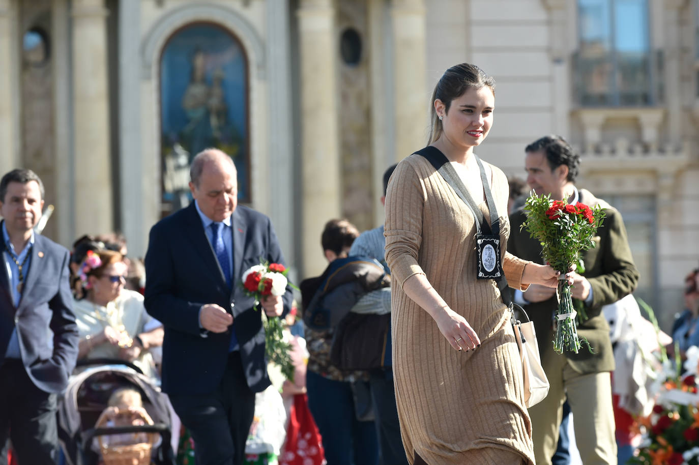 Las imágenes de la ofrenda floral a la Virgen de la Fuensanta