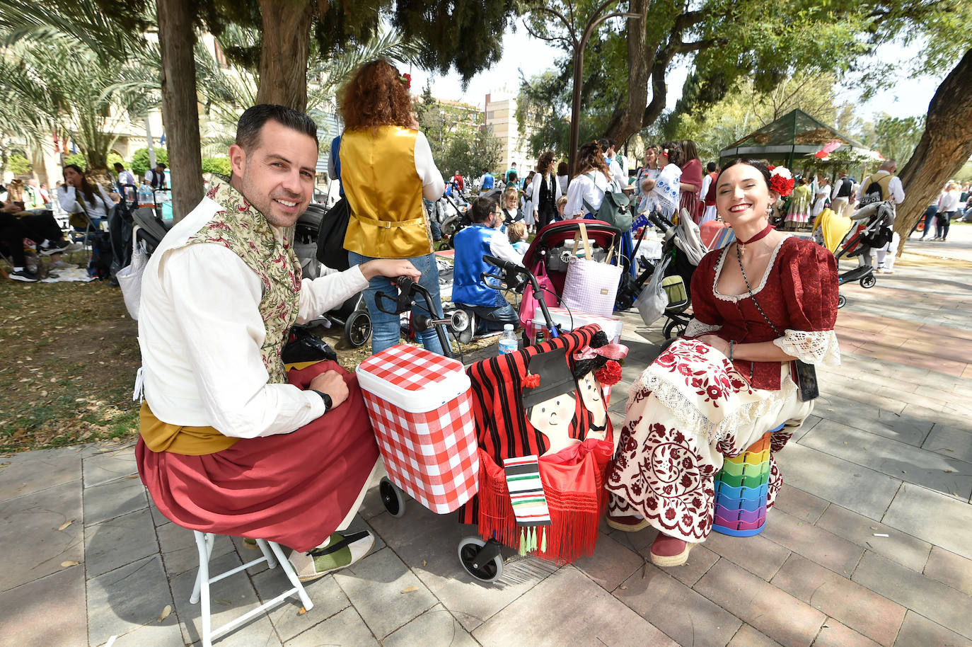 Las calles de Murcia rebosan en el Bando de la Huerta