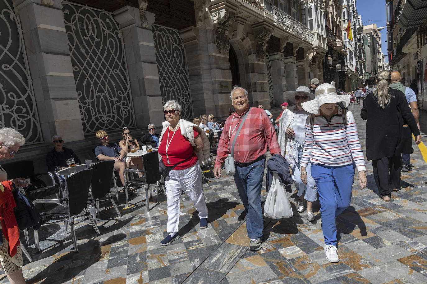 Gran afluencia de turistas en Cartagena