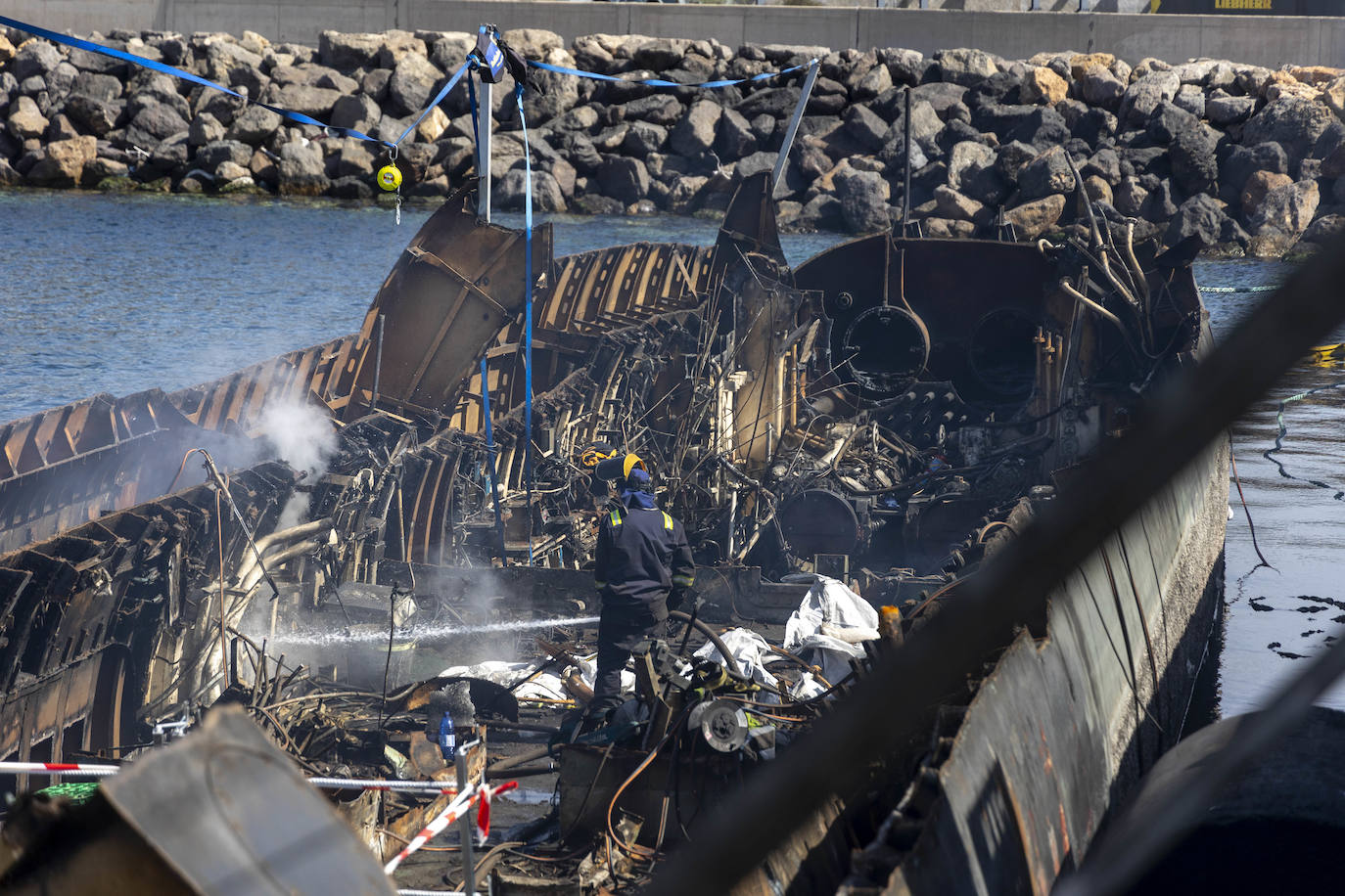 Así se desguaza el submarino &#039;Mistral&#039; en Cartagena